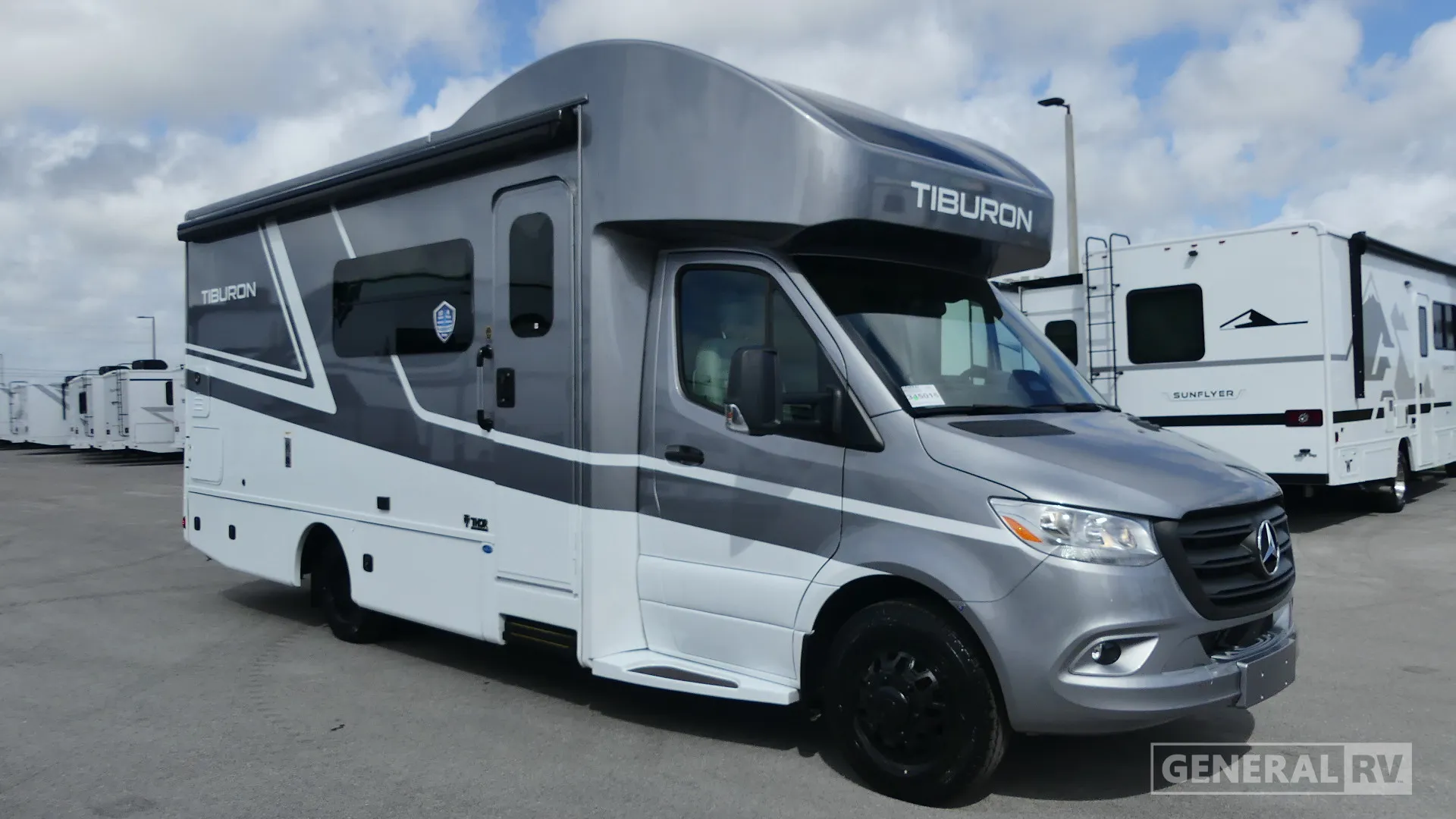 2026 Thor Motor Coach Tiburon Sprinter 24FB - Photo 2