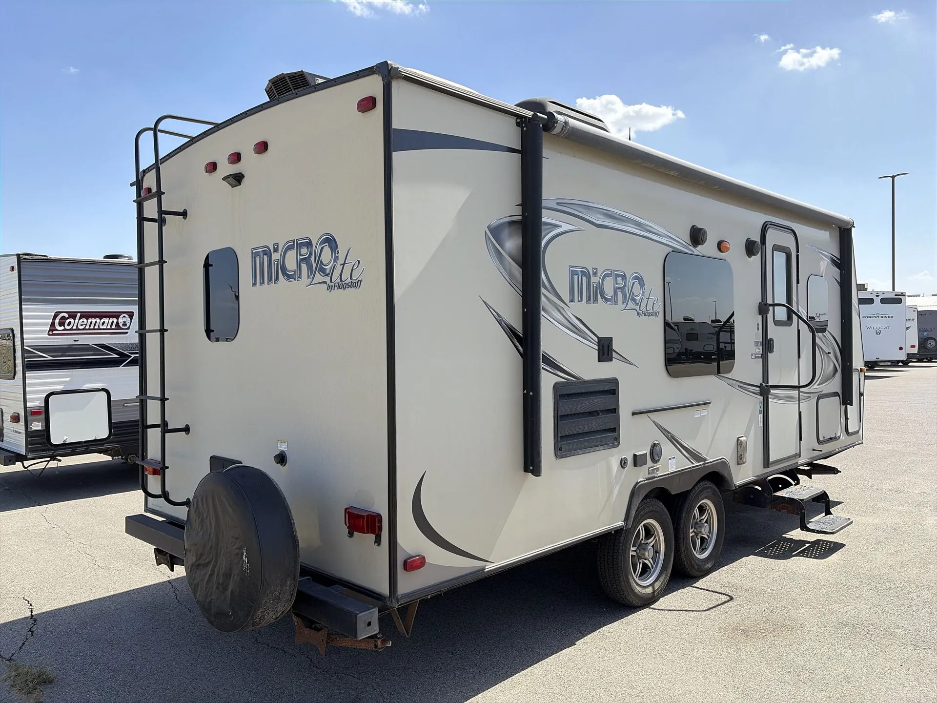 2018 Forest River Flagstaff Micro Lite 23LB — campside