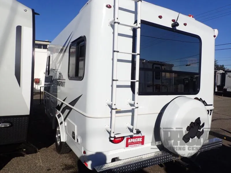 2026 Bigfoot Industries Bigfoot 2500 Series 175FB - Photo 4