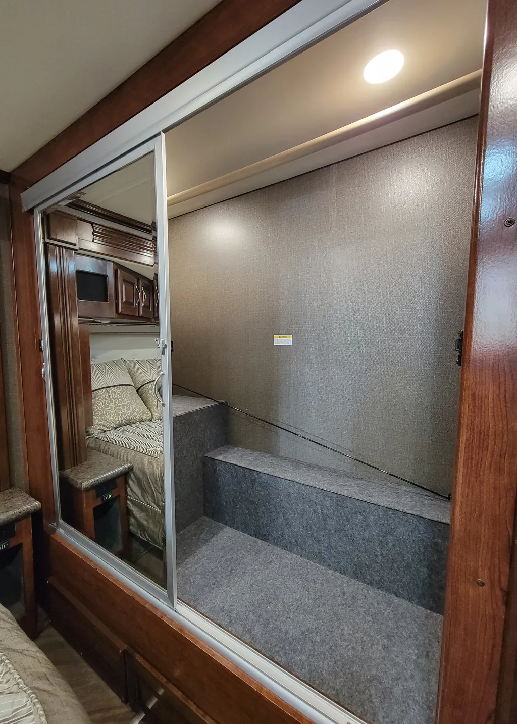 2018 Fleetwood Pace Arrow LXE 38F, Photos photo 20