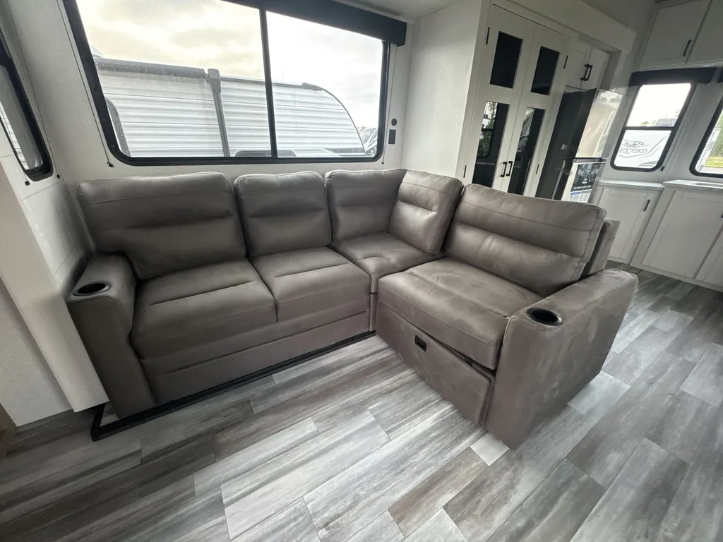 2026 Jayco Jay Flight Bungalow 404LOFT DS, Photos photo 11