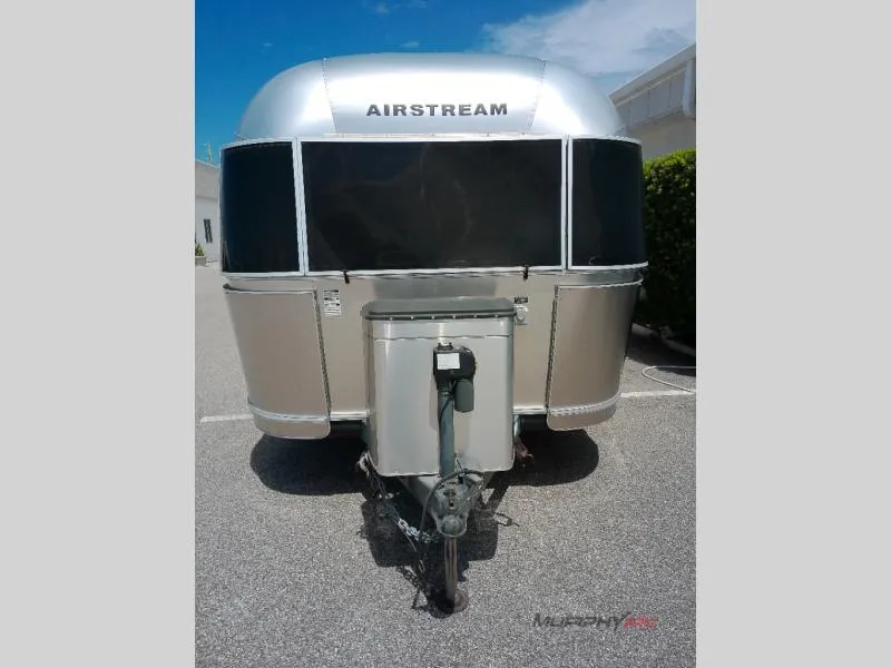 2014 Airstream Flying Cloud 25FB - Photo 3