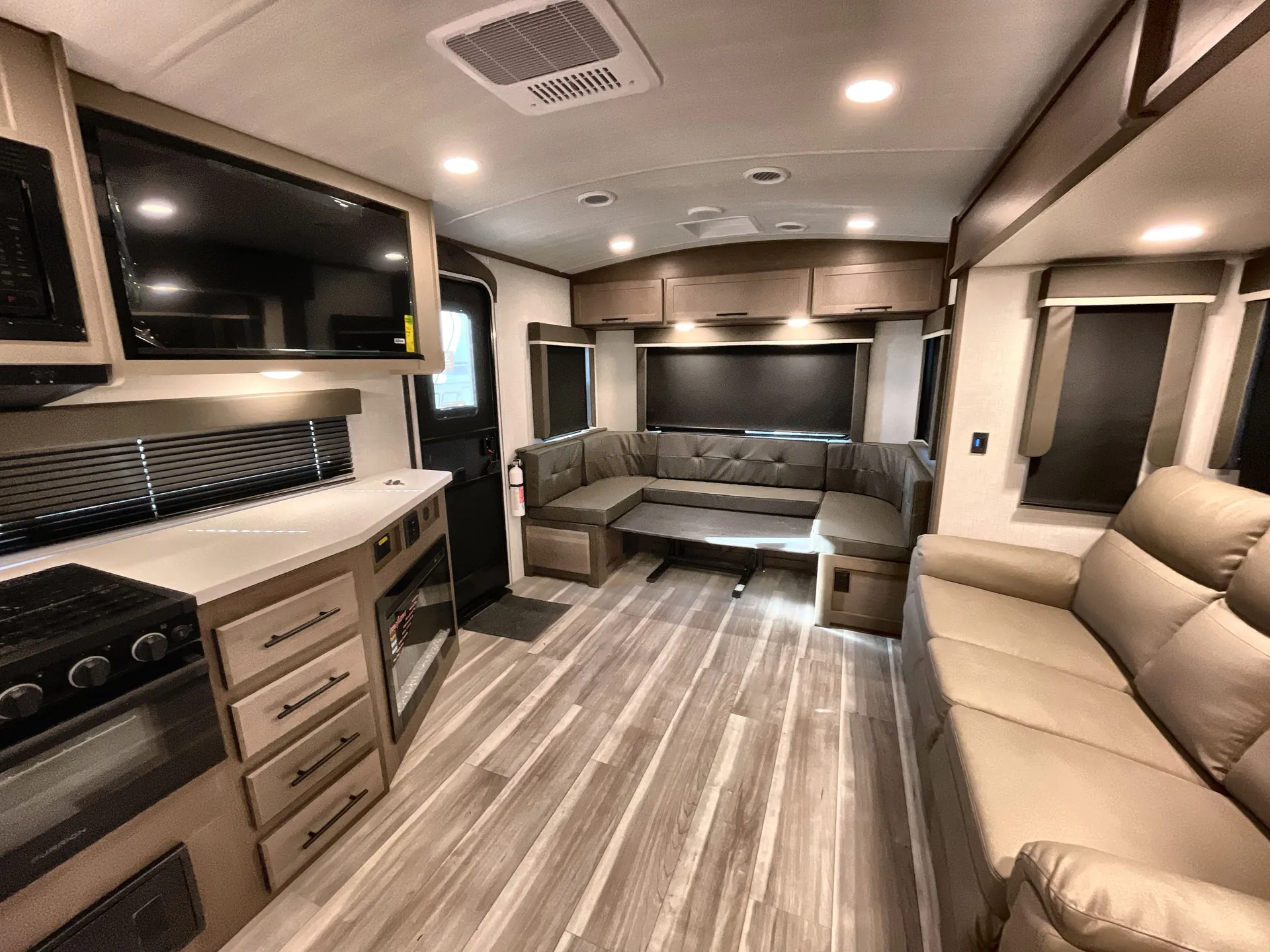 2026 Keystone Cougar 25RDWE — living area main