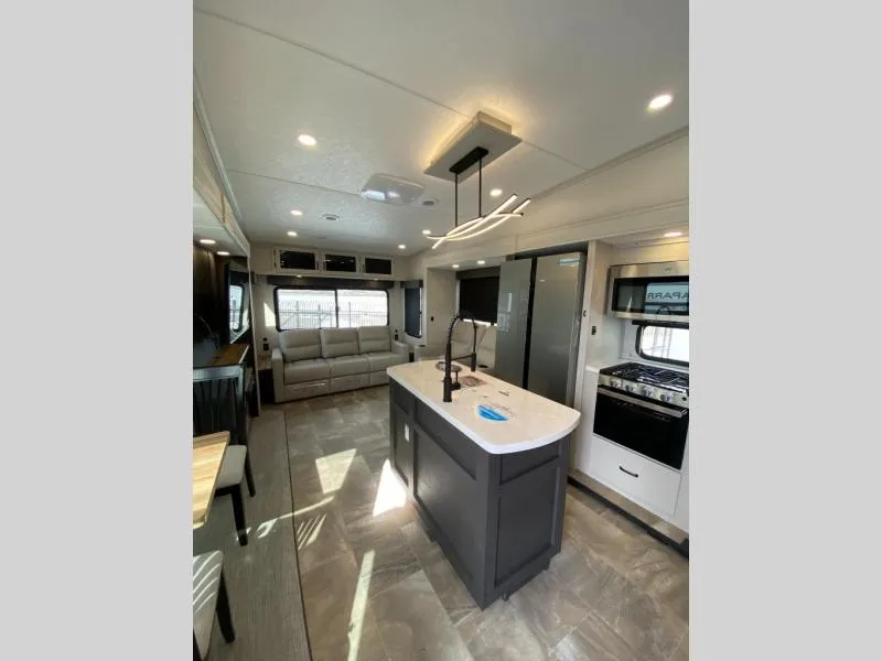 2025 Coachmen Chaparral 298RLS - Photo 3