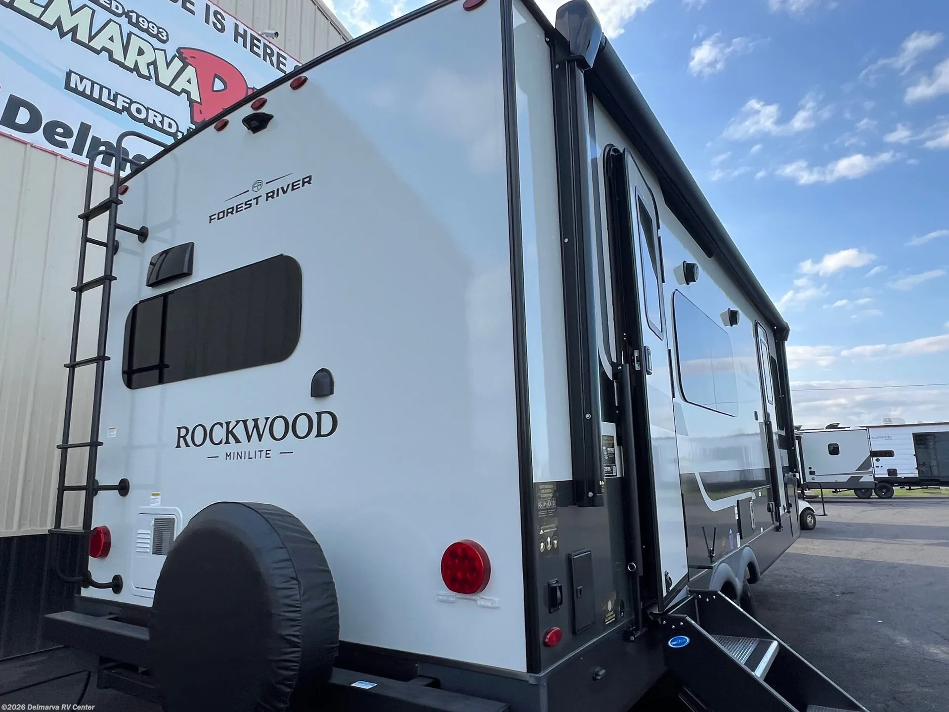 2026 Forest River Rockwood Mini Lite 2515S - Photo 3