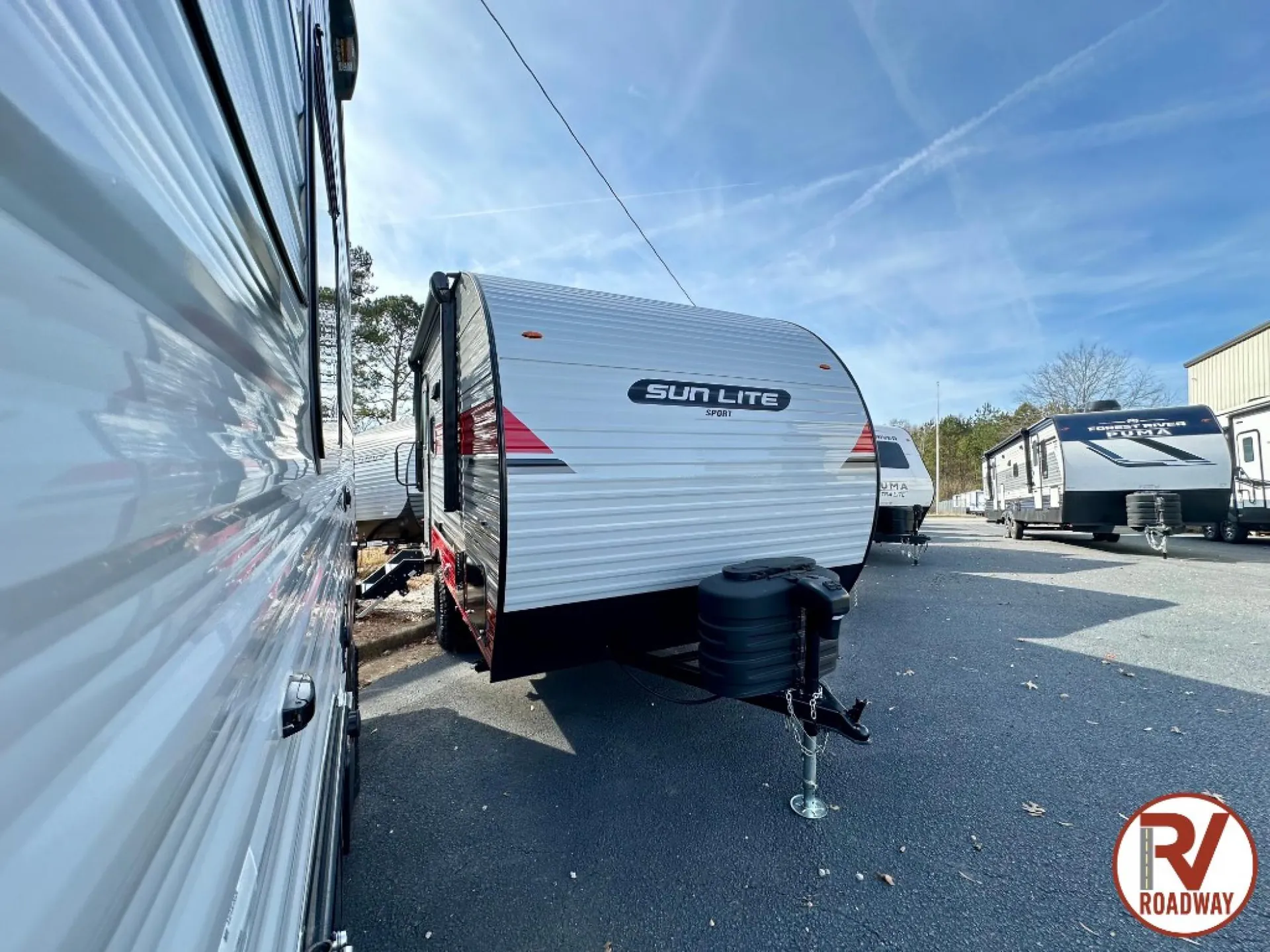 2025 Sunset Park RV Sun Lite 15MB - Photo 2