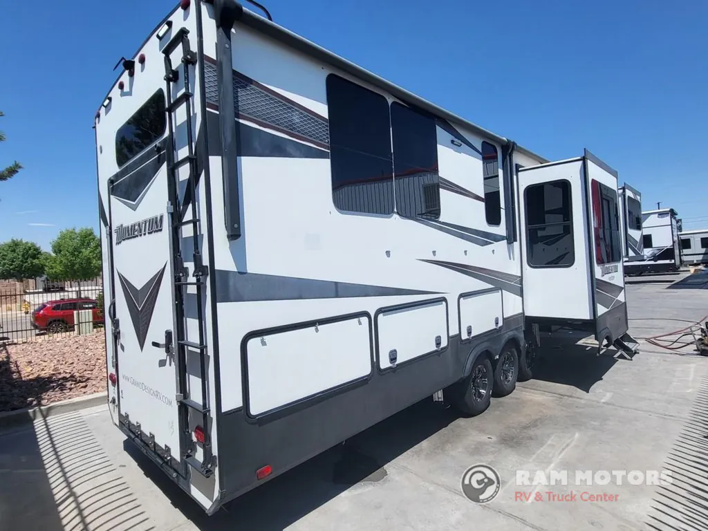 2018 Grand Design Momentum 376TH, Photos photo 4