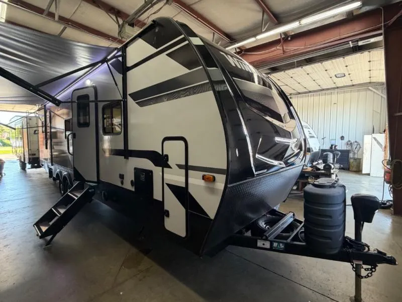2026 Winnebago Voyage 3235FK - Photo 2