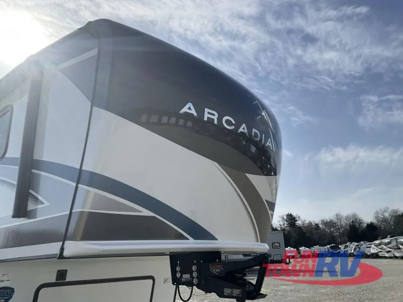 2025 Keystone Arcadia 3260RL - Photo 3