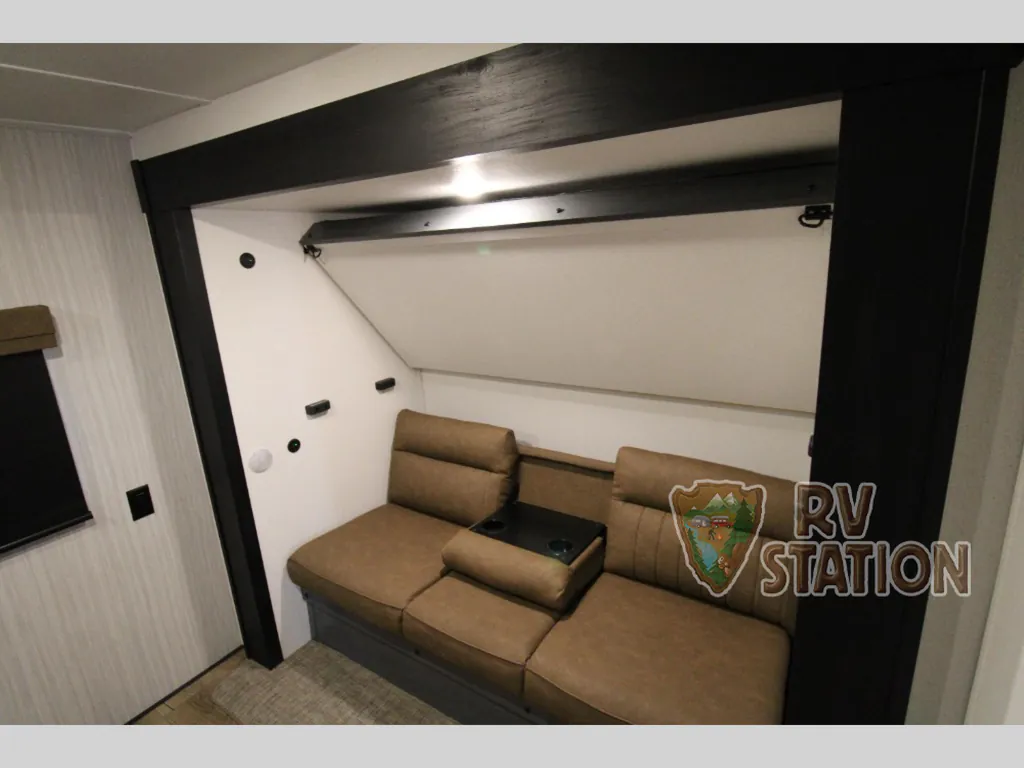 2027 Forest River Puma 32BHQS, Photos photo 32