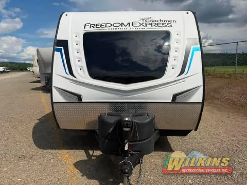 2023 Coachmen Freedom Express Ultra Lite 192RBS - Photo 3
