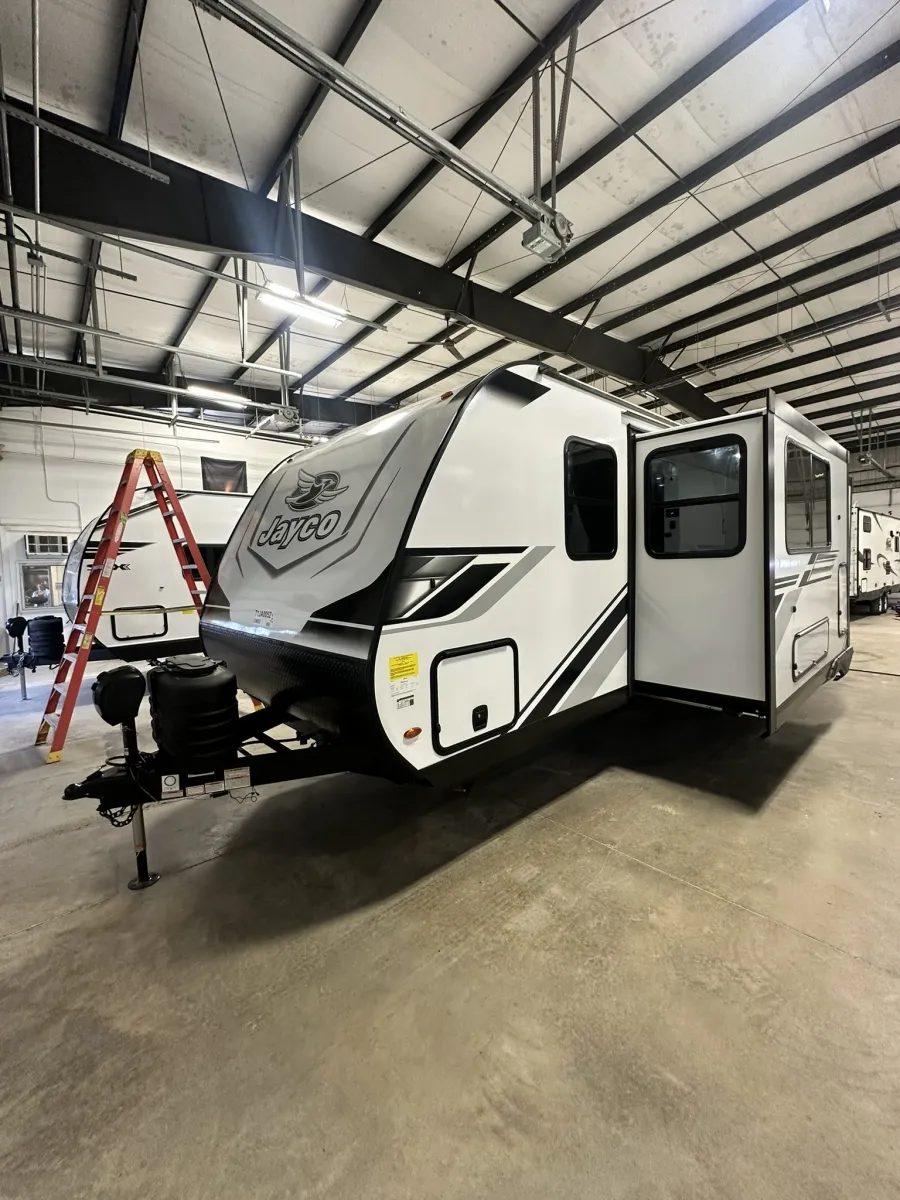 2026 Jayco Jay Feather 23MBD - Photo 4