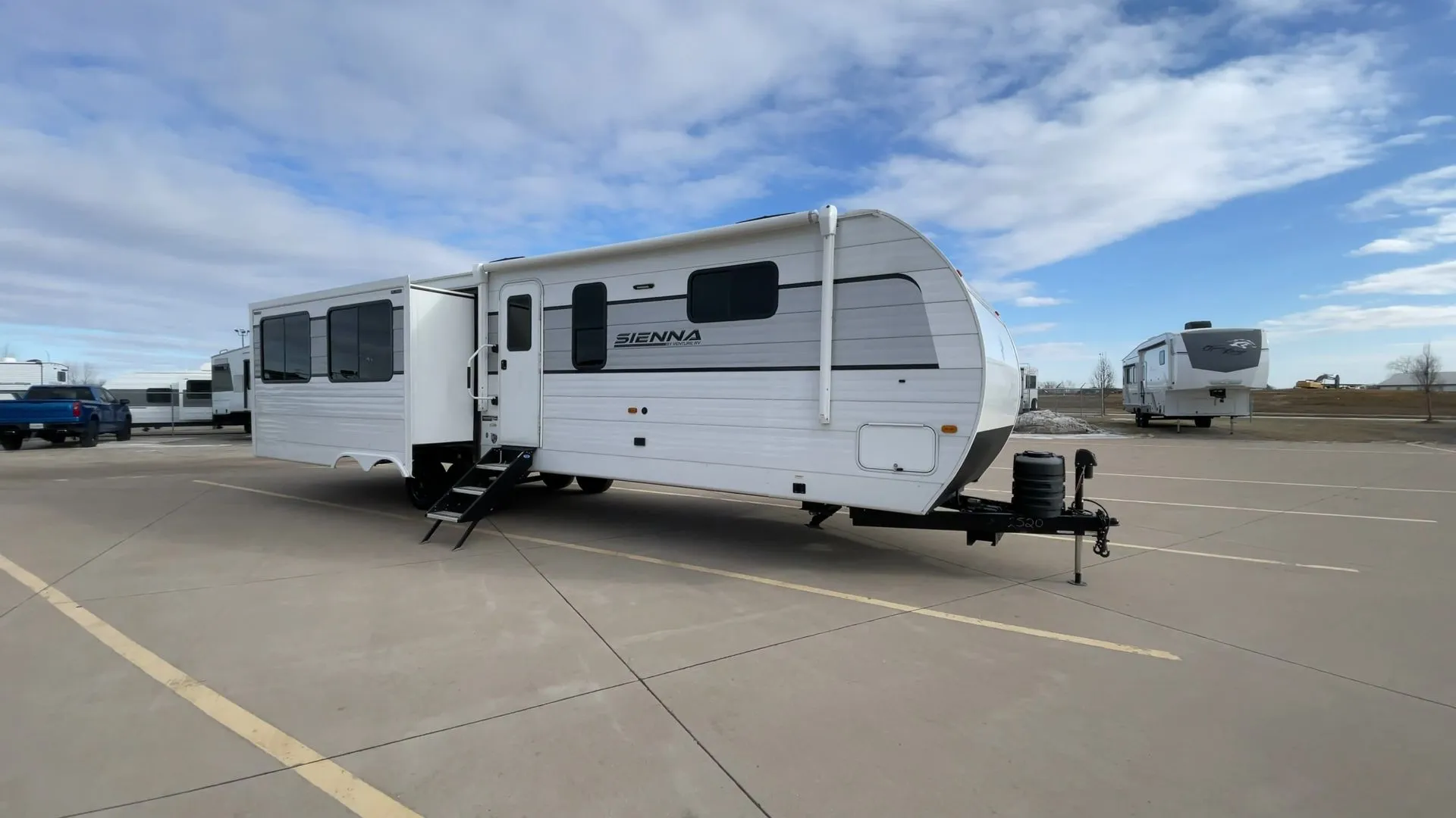 2025 Venture RV SIENNA 293VIK - Photo 3