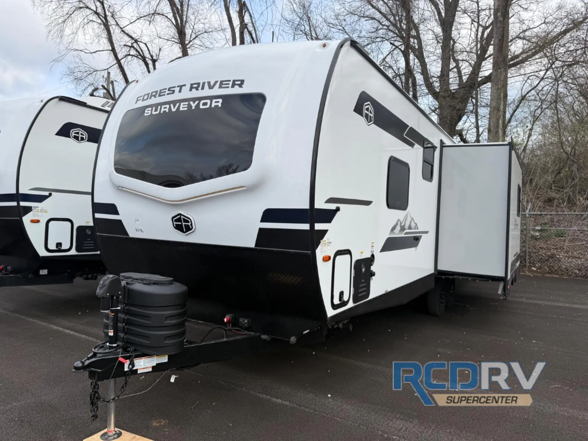 2026 Forest River Grand Surveyor 253RLS - Photo 3