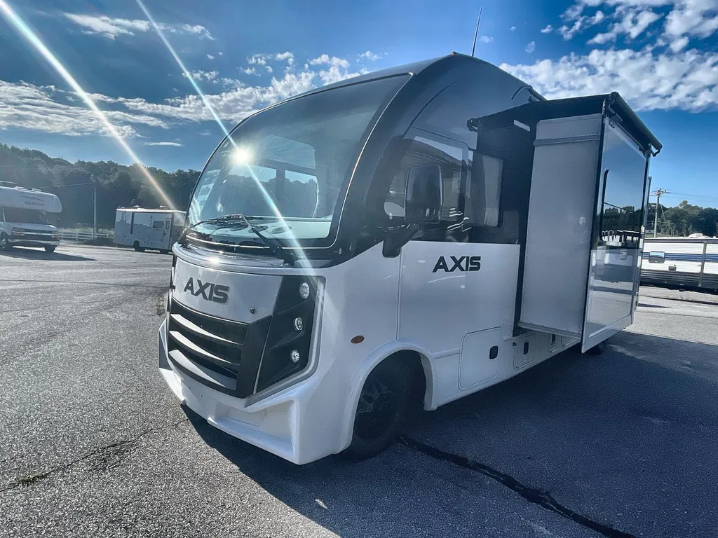 2026 Thor Motor Coach Axis 26.2, Photos photo 9