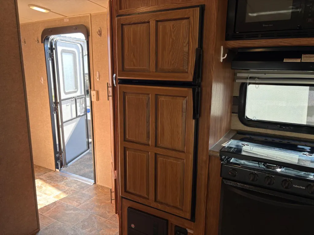 2015 Forest River Rockwood Ultra Lite 2904WS, Photos photo 21
