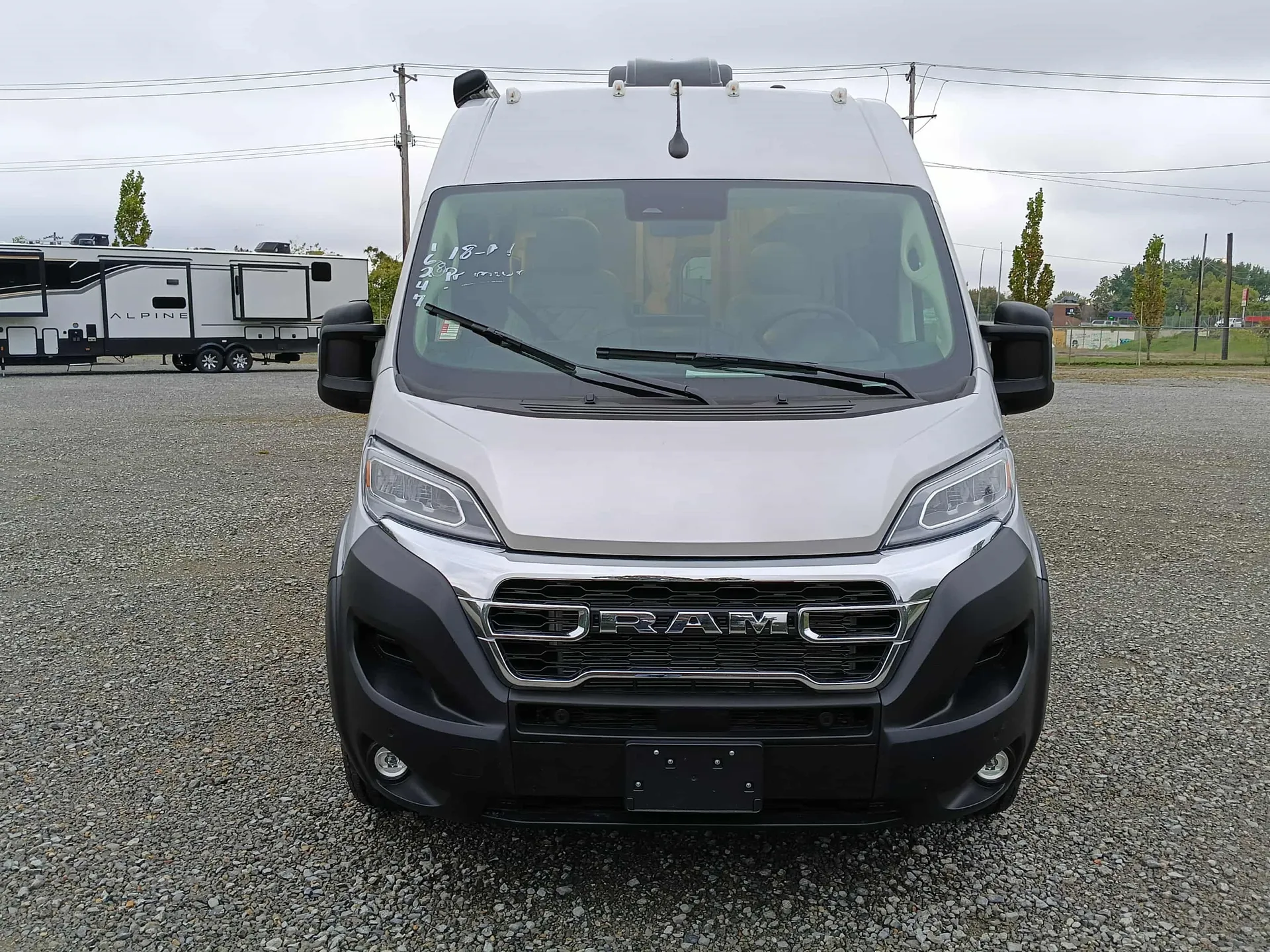 2026 Thor Motor Coach Rize 18M - Photo 3