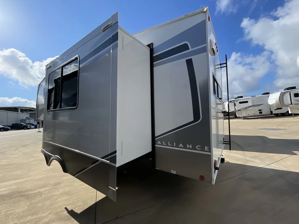 2026 Alliance RV Avenue 23ML - Photo 4