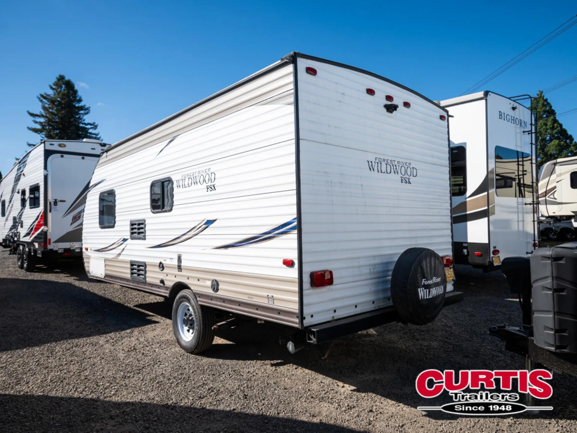 2017 Forest River RV Wildwood X-Lite FSX 186RB - Photo 4