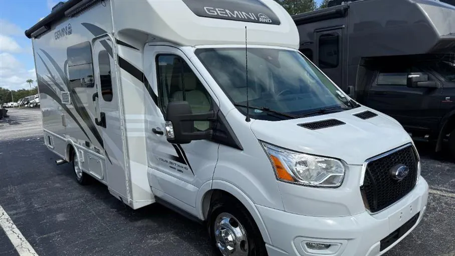 2023 Thor Motor Coach Gemini AWD 23TW - Photo 2