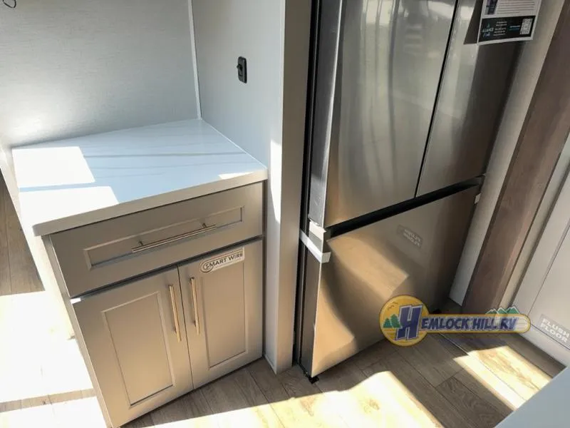 2026 Alliance RV Benchmark 42LFT - Photo 4