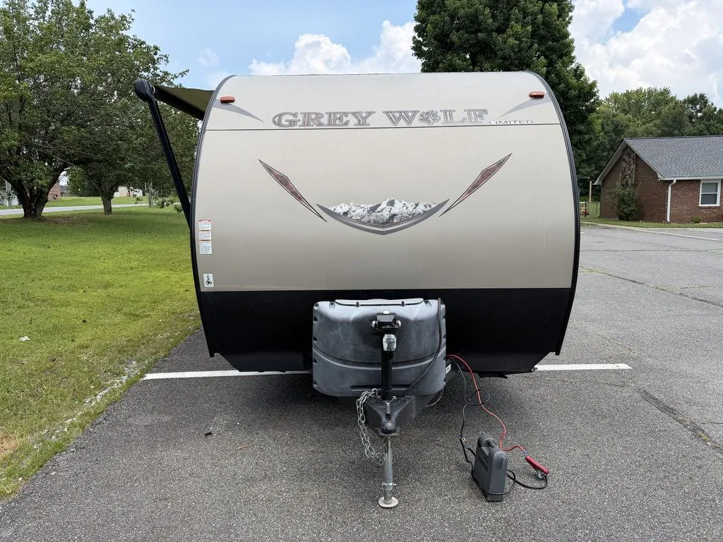 2016 Forest River Cherokee Grey Wolf 22RR - Photo 4