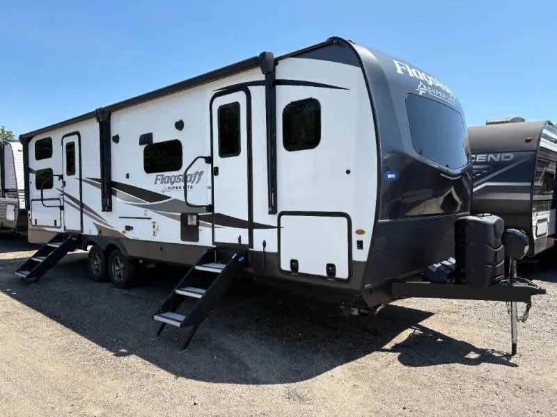 2023 Forest River Flagstaff Super Lite 27BHWS - Photo 2