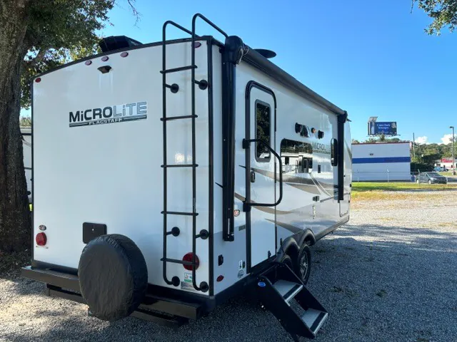 2021 Forest River Flagstaff Micro Lite 21FBRS — Photo 5