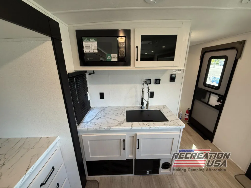 2026 Forest River Solaire 3380RLBT, Photos photo 11