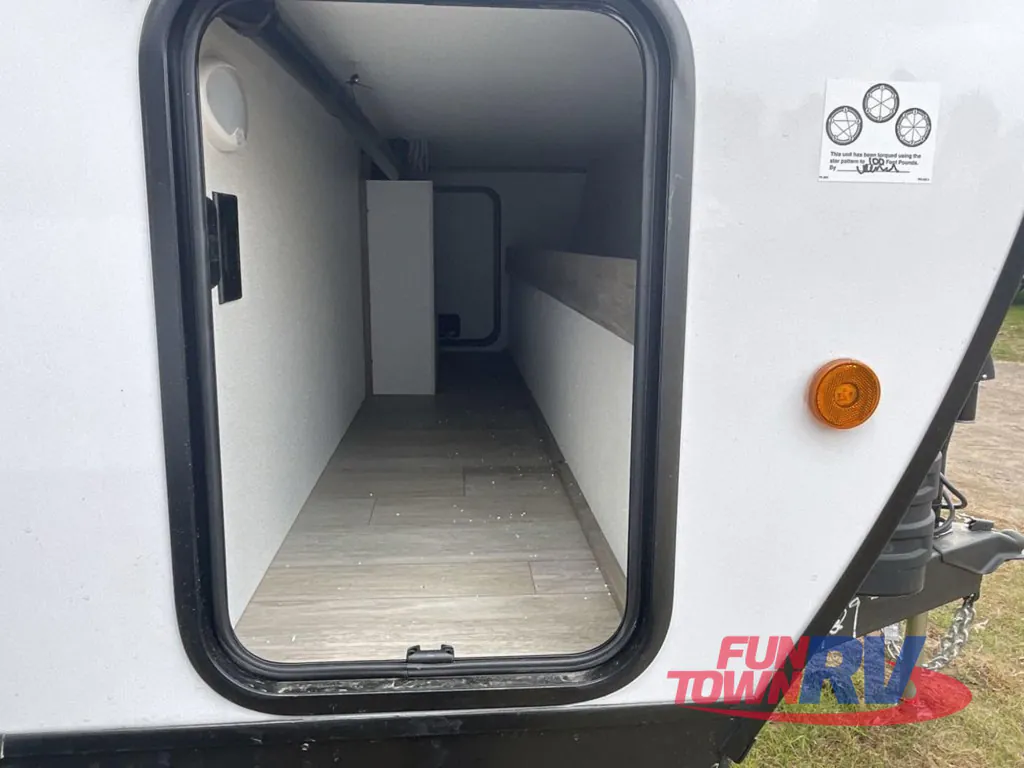 2026 Forest River Solaire 3060RKTS, Photos photo 11