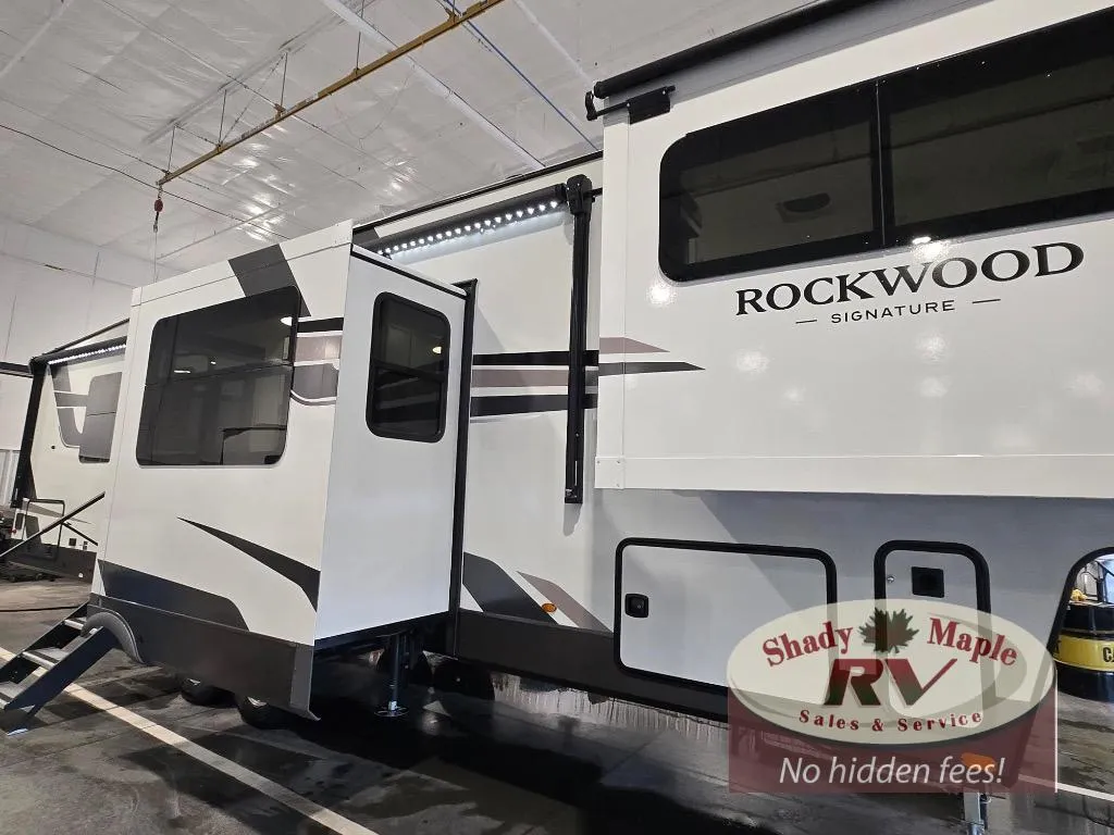 2026 Forest River Rockwood Signature 402SFL - Photo 4