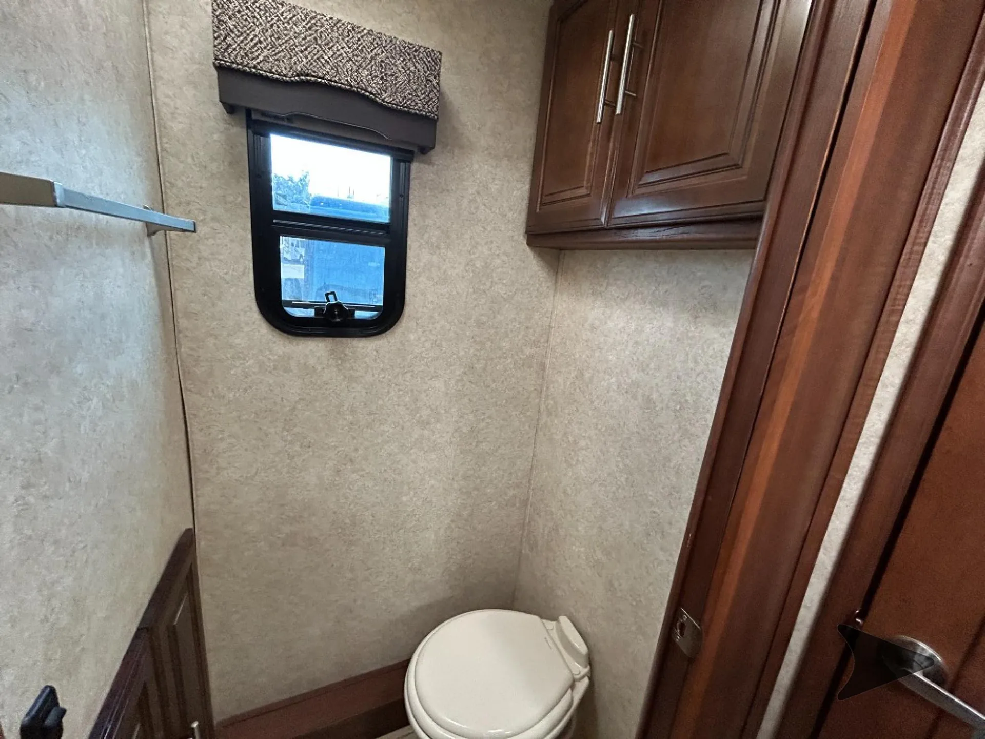 2016 Forest River Georgetown XL 378TS — Photo 6