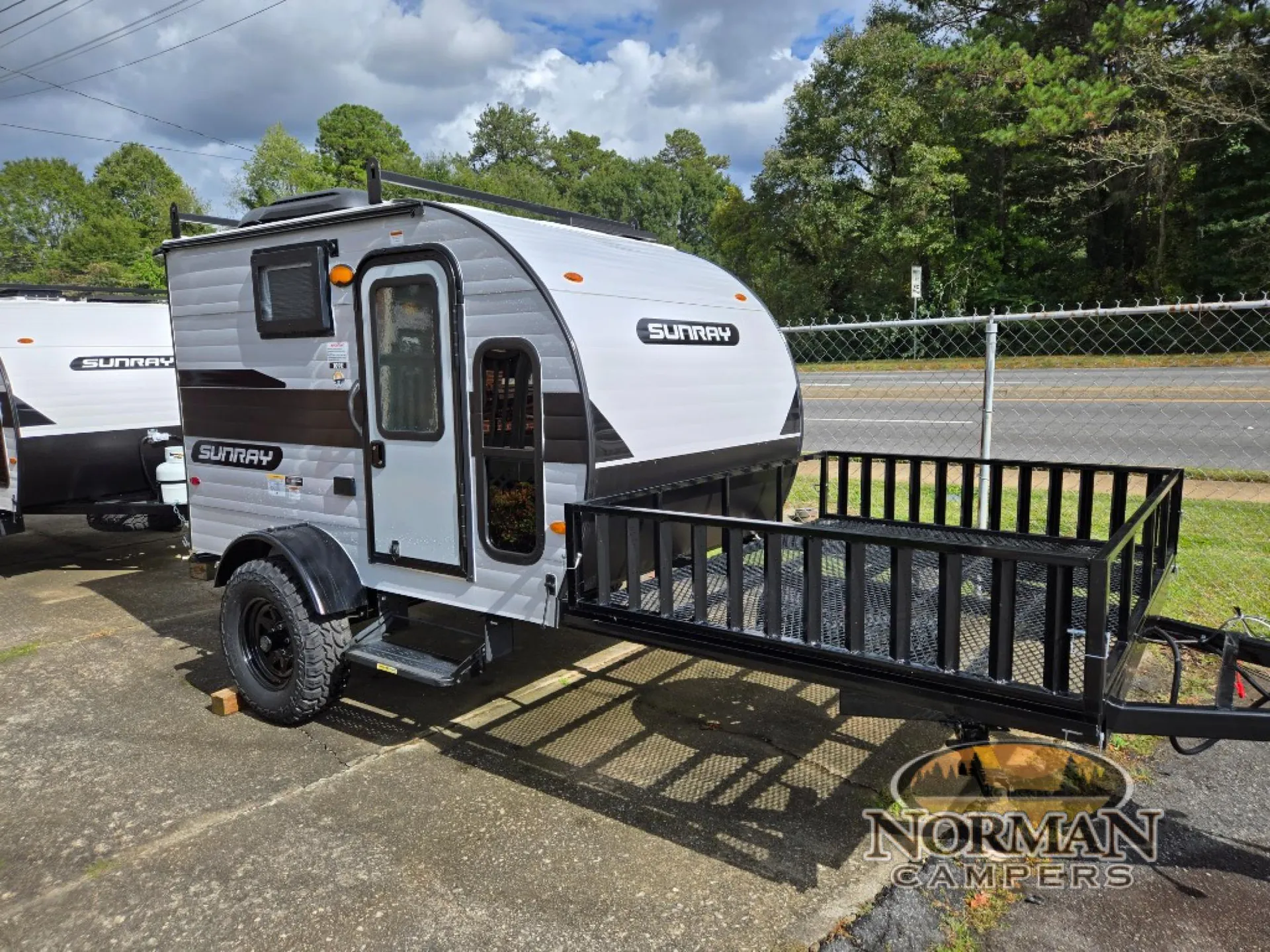 2026 Sunset Park RV Sunray 109E - Photo 2