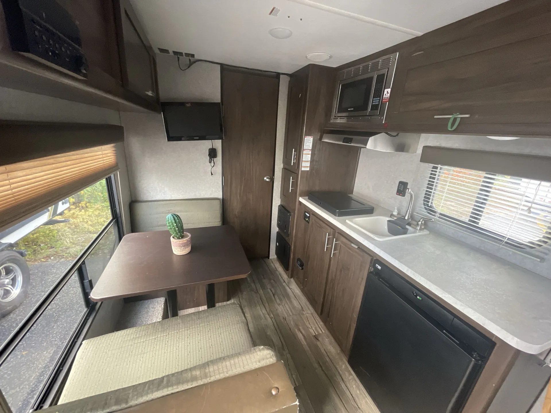 2018 Forest River Cherokee Wolf Pup 16FQ — living area main