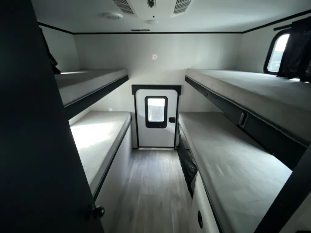 2026 Jayco Jay Feather 32QBH, Photos photo 15