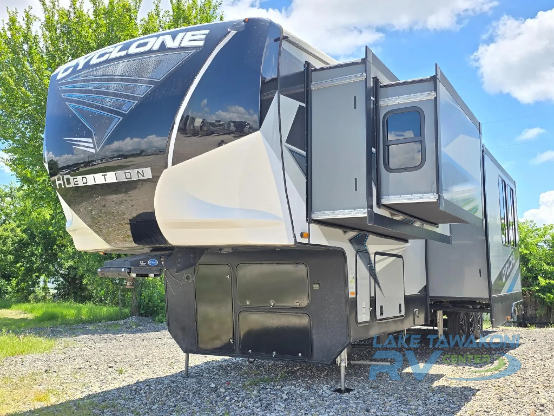 2022 Vanleigh Beacon 41LKB - Photo 2