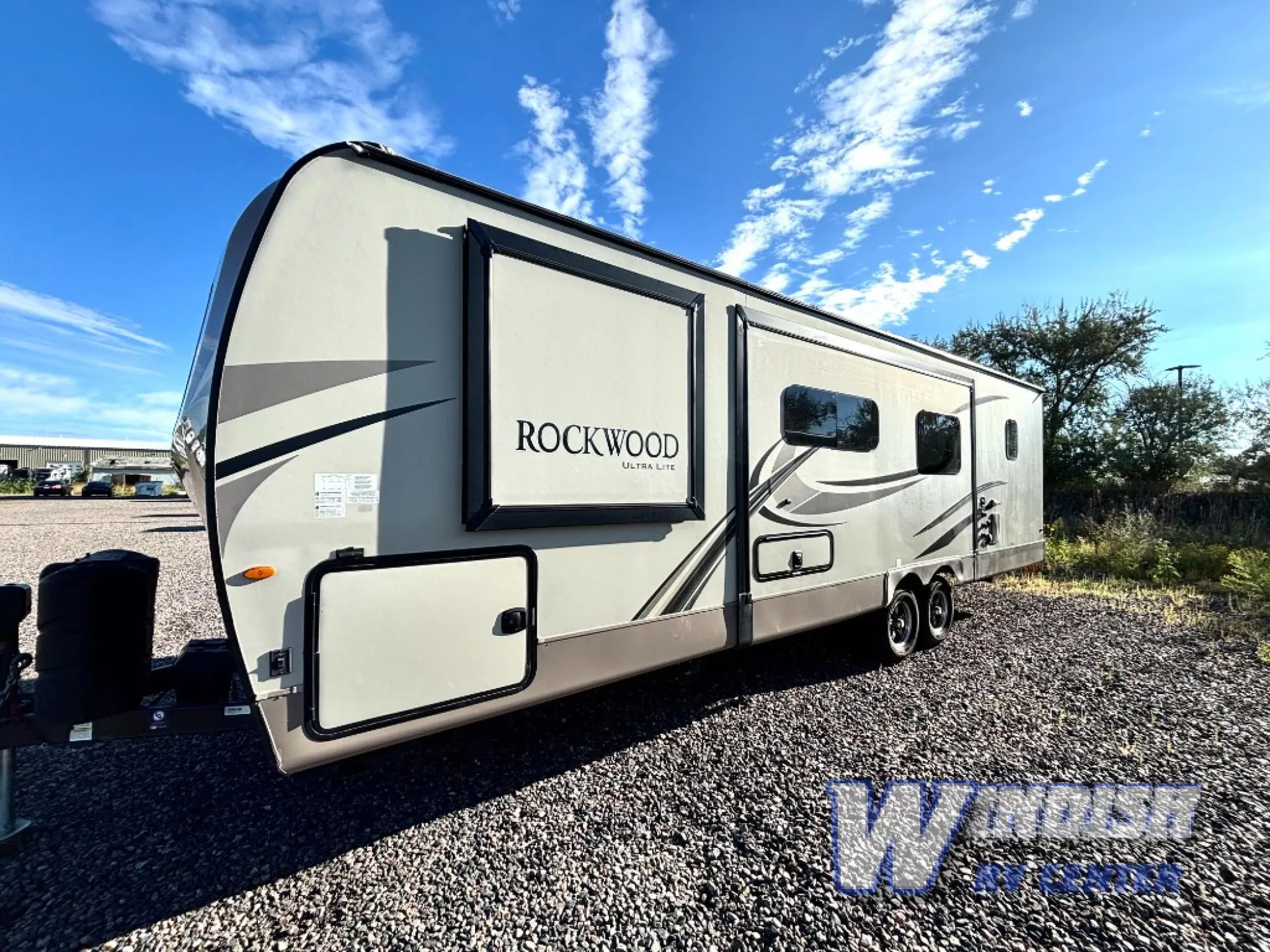 2019 Forest River Rockwood Ultra Lite 2706WS - Photo 4