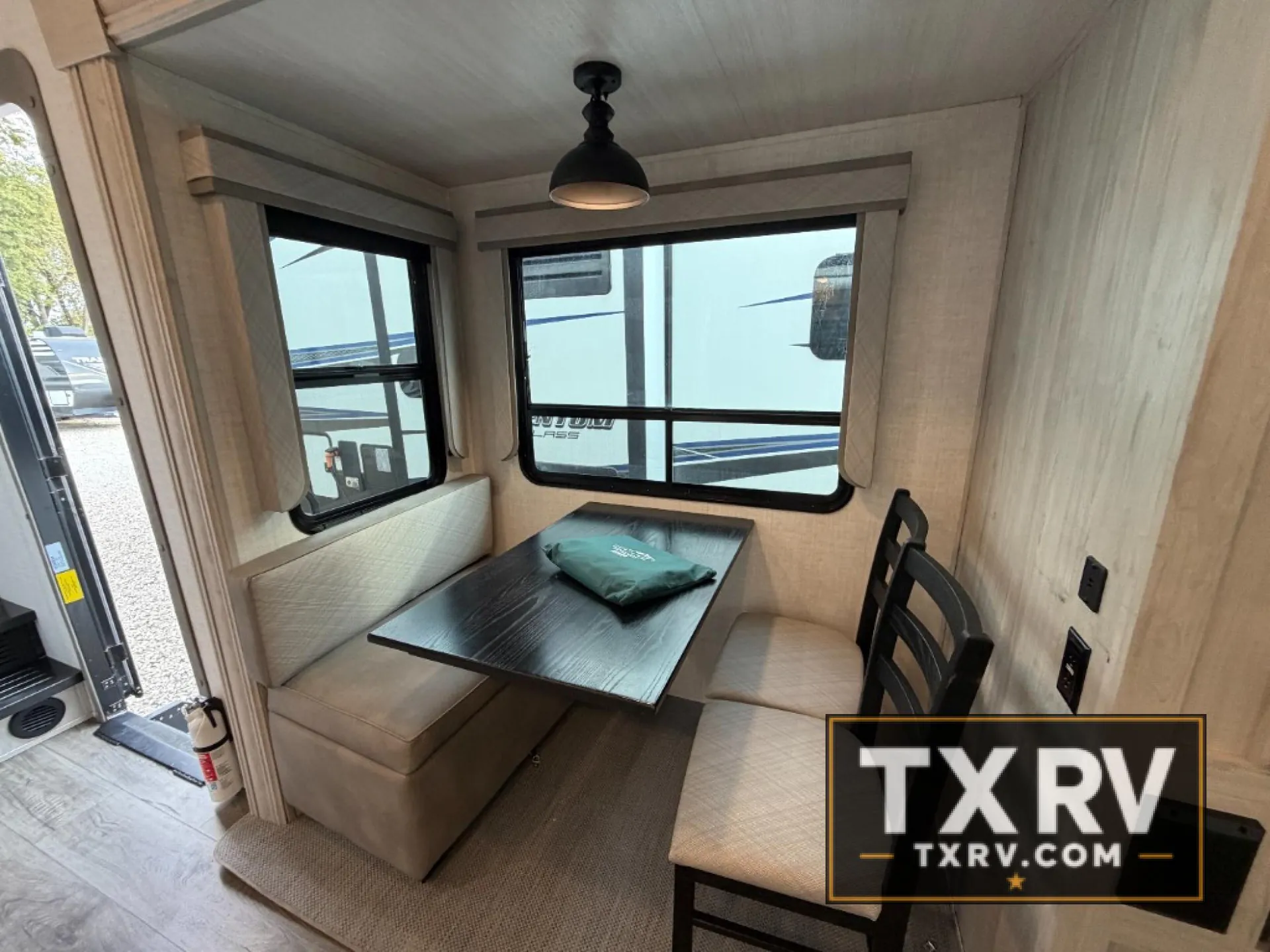 2022 East to West Tandara 286RL-OK - Photo 4