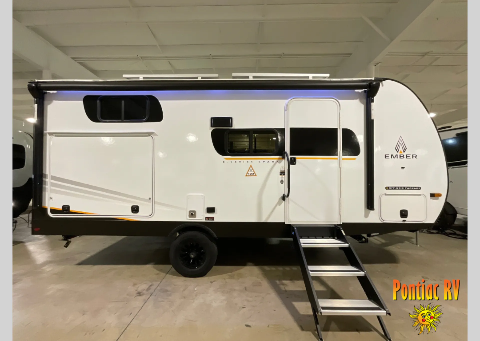 2026 Ember RV E-Series 19ETS - Photo 2