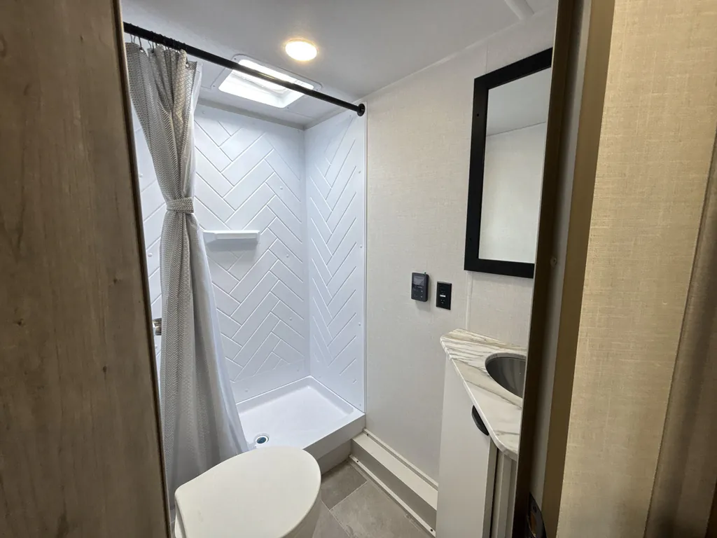 2027 Forest River Airelume 260, Photos photo 15
