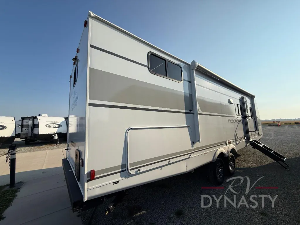 2026 Coachmen Freedom Express Select 30SE, Photos photo 13