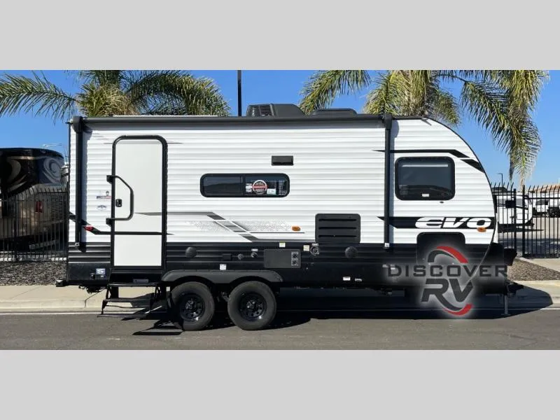 2023 Forest River EVO T1850 - Photo 3