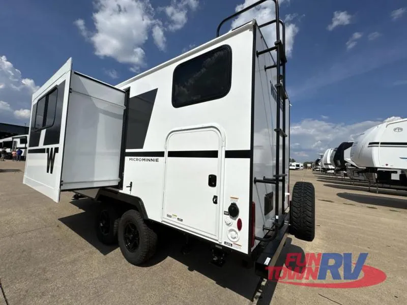 2026 Winnebago Micro Minnie 2100BH - Photo 4