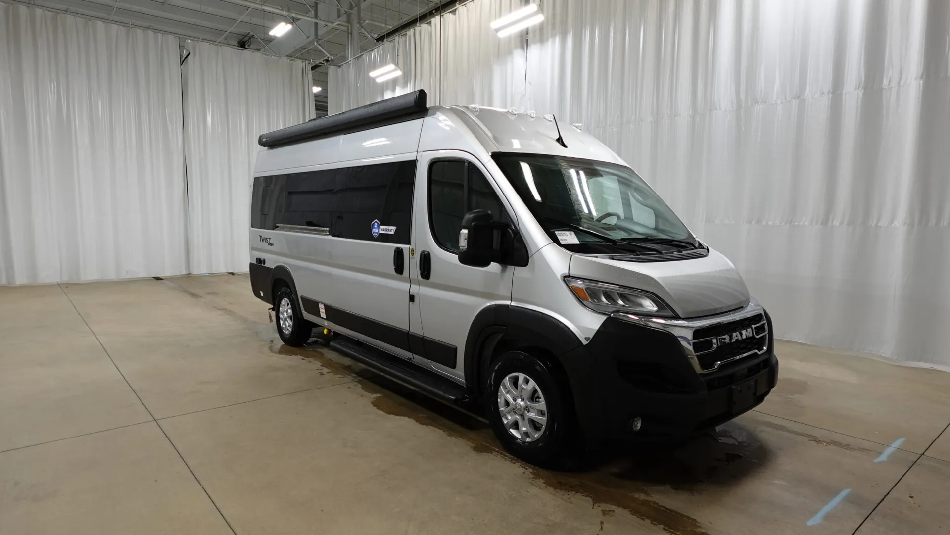 2026 Thor Motor Coach Twist Sport 20YS - Photo 2