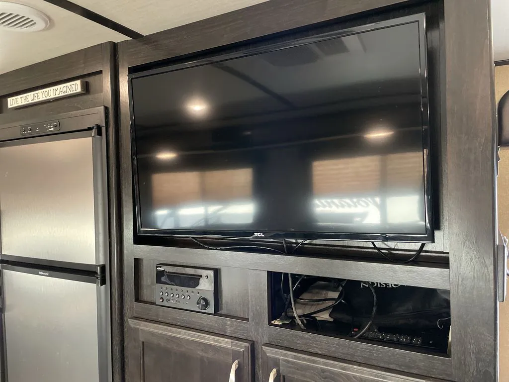 2017 Grand Design Imagine 2800BH, Photos photo 17