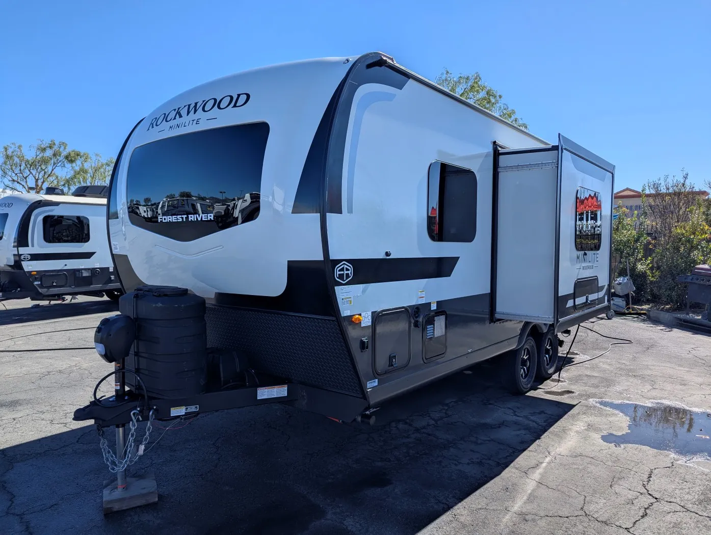 2026 Forest River Rockwood Mini Lite 2109S - Photo 4