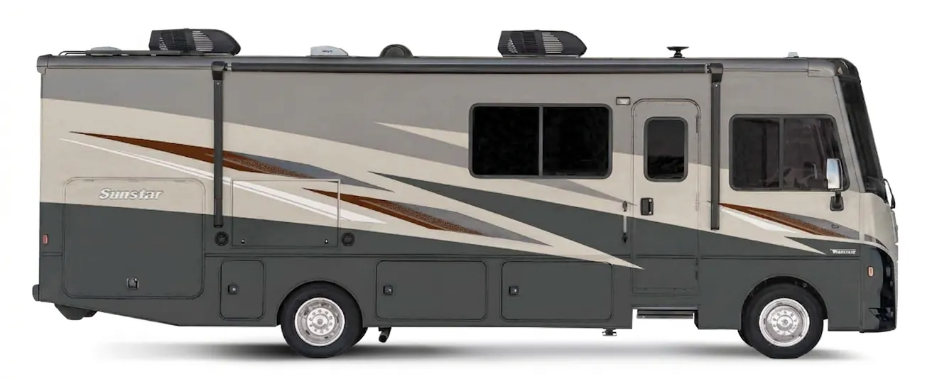 Winnebago Sunstar 31B exterior