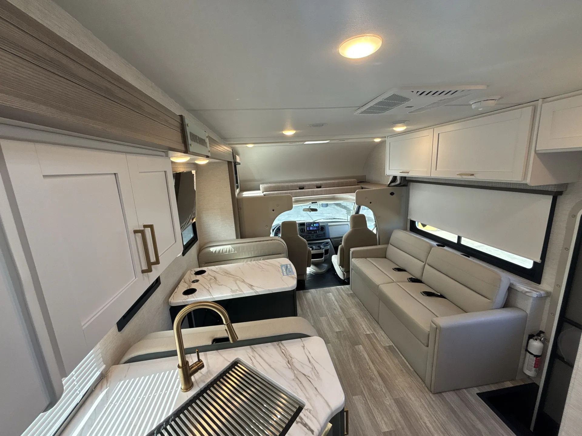 2026 Thor Motor Coach Eddie Bauer 28EB - Photo 4