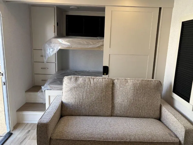 2026 Brinkley Model I 294, Photos photo 32