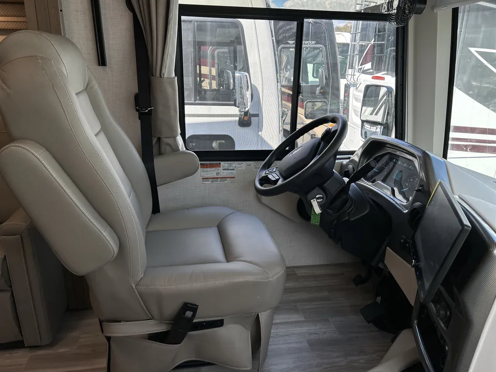 2026 Thor Motor Coach Windsport 29L, Photos photo 24